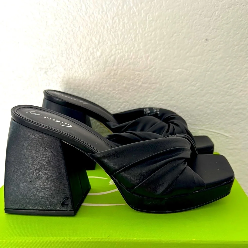 SAM EDELMAN Circus Marianna Black Size 6 1/2 Open Toe Block Heel Slide Sandals